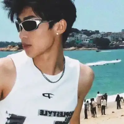 杨芷晴